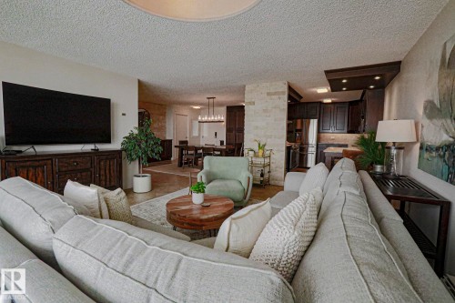 702 9923 103 Street, Edmonton, AB - Indoor Photo Showing Living Room