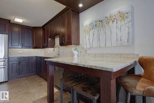702 9923 103 Street, Edmonton, AB - Indoor Photo Showing Kitchen