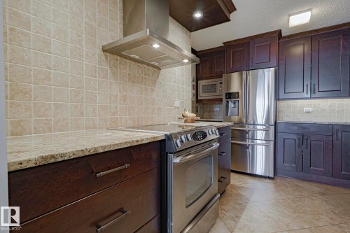 702 9923 103 Street, Edmonton, AB - Indoor Photo Showing Kitchen