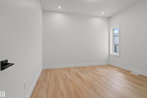 92 Eldridge Point(E), St. Albert, AB - Indoor Photo Showing Other Room