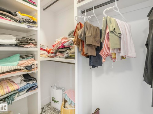 View of spacious closet - 15 Elwyck Gate, Spruce Grove, AB - Indoor With Storage
