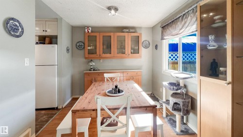 3 Gold Eye Drive, Devon, AB - Indoor Photo Showing Other Room