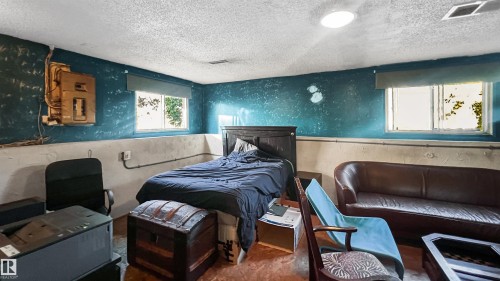 3 Gold Eye Drive, Devon, AB - Indoor Photo Showing Bedroom