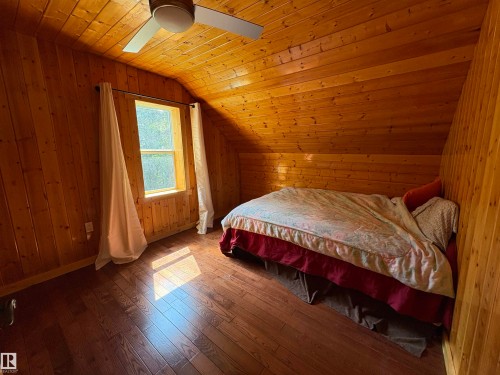Upper floor bedroom - B58018 Hiway 29, Rural St. Paul County, AB - Indoor Photo Showing Bedroom