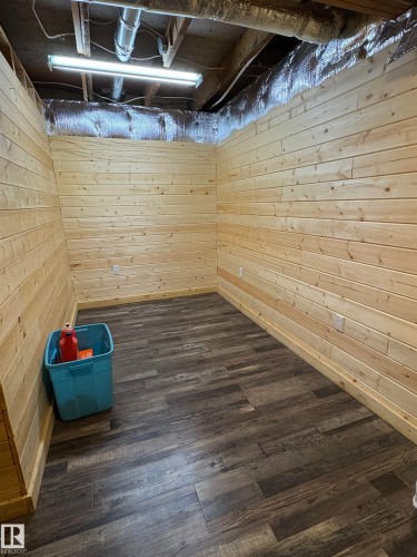 Storage area - B58018 Hiway 29, Rural St. Paul County, AB - Indoor Photo Showing Other Room