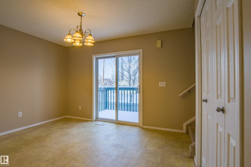 10 16777 91 Street, Edmonton, AB - Indoor Photo Showing Other Room