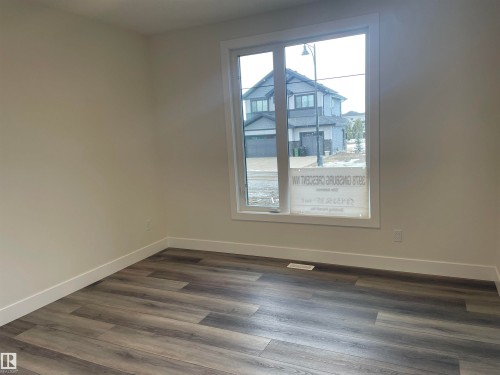 4112 Ginsburg Place, Edmonton, AB - Indoor Photo Showing Other Room