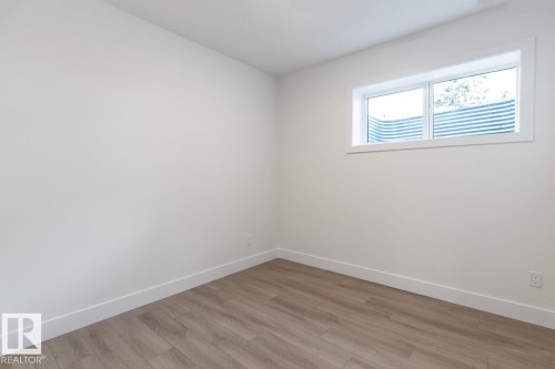 7906 75 Street, Edmonton, AB - Indoor Photo Showing Other Room