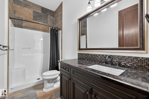 53524 Range Road 263A, Rural Sturgeon County, AB - Indoor Photo Showing Bathroom