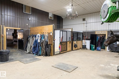 View of stable - 53524 Range Road 263A, Rural Sturgeon County, AB - Indoor