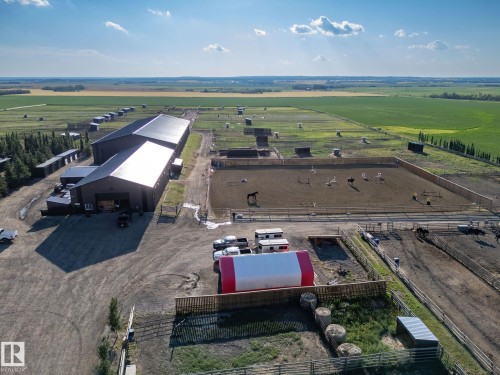 Overview of rural landscape - 53524 Range Road 263A, Rural Sturgeon County, AB - Outdoor With View