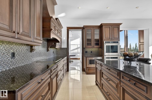 53524 Range Road 263A, Rural Sturgeon County, AB - Indoor Photo Showing Kitchen With Upgraded Kitchen