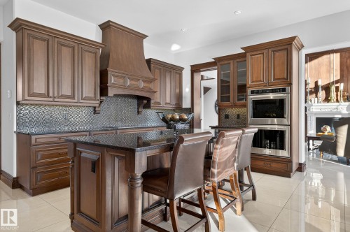 53524 Range Road 263A, Rural Sturgeon County, AB - Indoor Photo Showing Kitchen