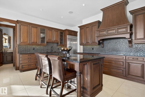53524 Range Road 263A, Rural Sturgeon County, AB - Indoor Photo Showing Kitchen