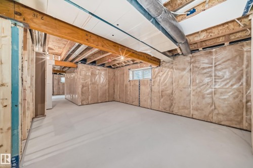 View of below grade area - 1401 Ainslie Wynd, Edmonton, AB - Indoor Photo Showing Basement
