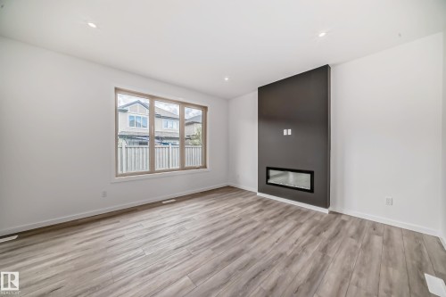 1401 Ainslie Wynd, Edmonton, AB - Indoor With Fireplace