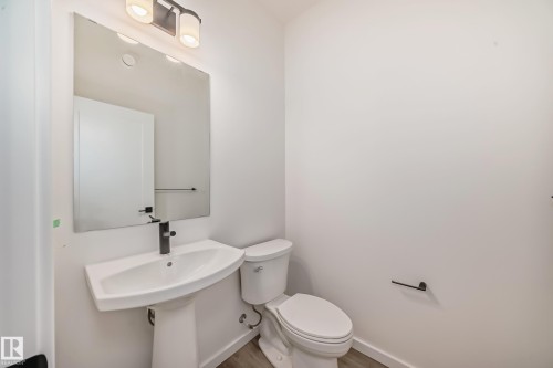 1401 Ainslie Wynd, Edmonton, AB - Indoor Photo Showing Bathroom