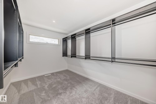 1401 Ainslie Wynd, Edmonton, AB - Indoor Photo Showing Other Room