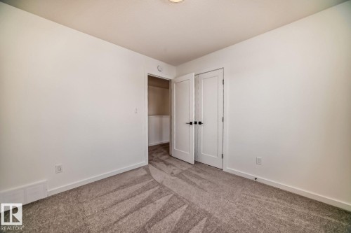 1365 Ainslie Wynd, Edmonton, AB - Indoor Photo Showing Other Room