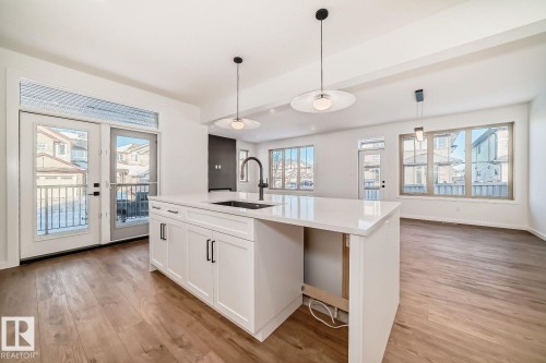 1365 Ainslie Wynd, Edmonton, AB - Indoor Photo Showing Kitchen With Upgraded Kitchen