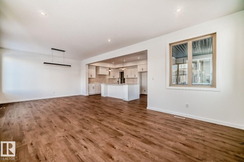 1365 Ainslie Wynd, Edmonton, AB - Indoor