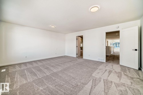 1365 Ainslie Wynd, Edmonton, AB - Indoor Photo Showing Other Room