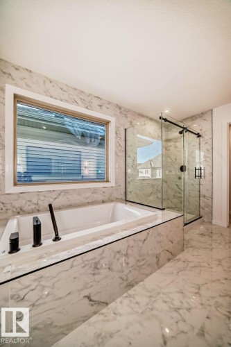 1365 Ainslie Wynd, Edmonton, AB - Indoor