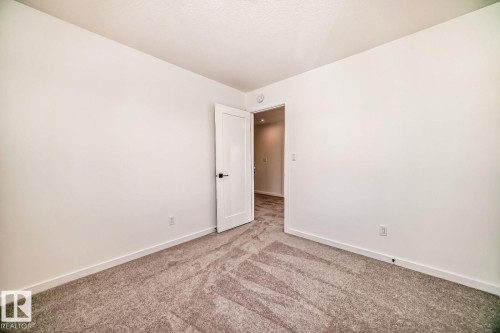 1365 Ainslie Wynd, Edmonton, AB - Indoor Photo Showing Other Room