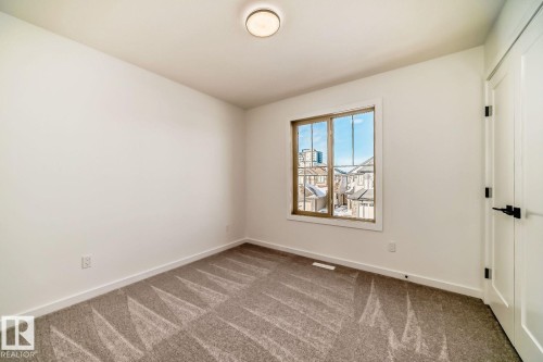 1365 Ainslie Wynd, Edmonton, AB - Indoor Photo Showing Other Room