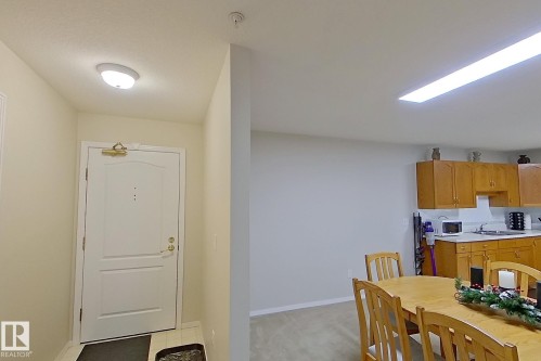 208 10421 42 Avenue, Edmonton, AB - Indoor