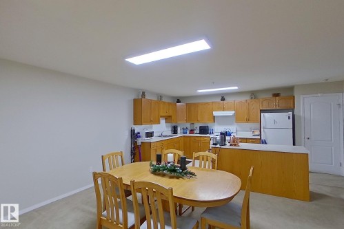 208 10421 42 Avenue, Edmonton, AB - Indoor