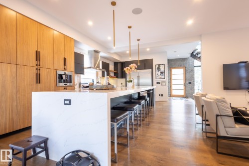 14027 91A Avenue, Edmonton, AB - Indoor Photo Showing Kitchen