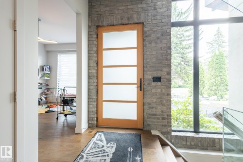 14027 91A Avenue, Edmonton, AB - Indoor Photo Showing Other Room