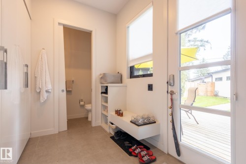 14027 91A Avenue, Edmonton, AB - Indoor Photo Showing Other Room