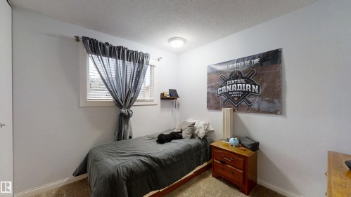 12203 149 Avenue, Edmonton, AB - Indoor Photo Showing Bedroom