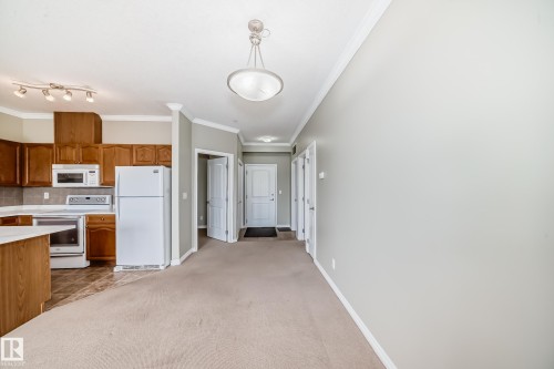 423 8528 82 Avenue, Edmonton, AB - Indoor Photo Showing Kitchen