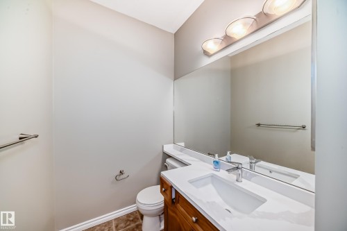 423 8528 82 Avenue, Edmonton, AB - Indoor Photo Showing Bathroom