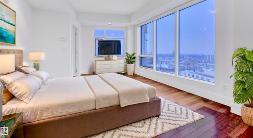 1900 10035 Saskatchewan Drive, Edmonton, AB - Indoor Photo Showing Bedroom
