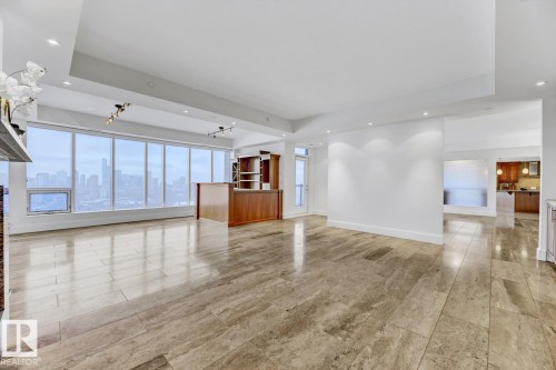 1900 10035 Saskatchewan Drive, Edmonton, AB - Indoor