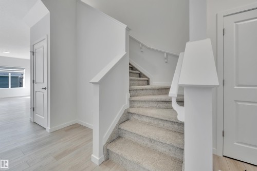 2275 Alces Drive, Edmonton, AB - Indoor Photo Showing Other Room