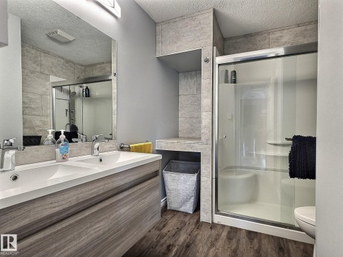 304, 58532 Range Road 113, Rural St. Paul County, AB - Indoor Photo Showing Bathroom