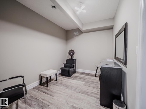 1606 Adamson Close, Edmonton, AB - Indoor