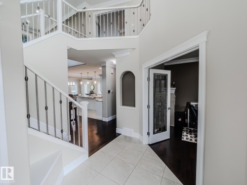 1606 Adamson Close, Edmonton, AB - Indoor Photo Showing Other Room