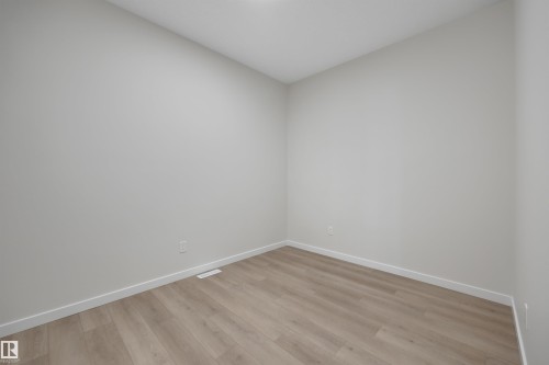 9104 Elves Loop, Edmonton, AB - Indoor Photo Showing Other Room