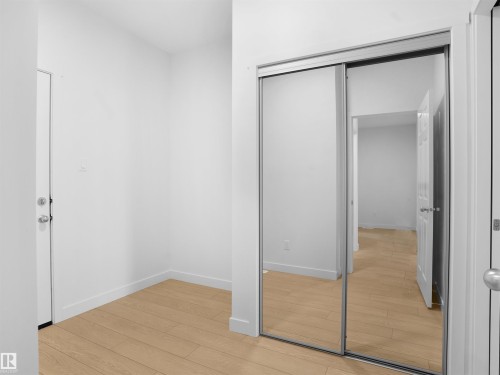 16531 3 Street, Edmonton, AB - Indoor Photo Showing Other Room