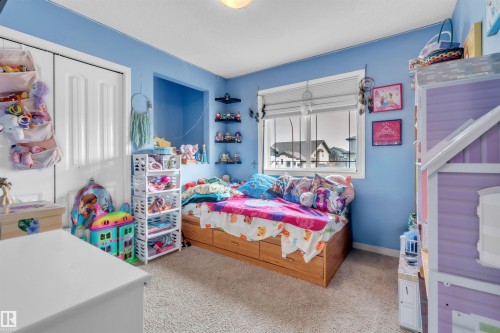 4802 64 Ave, Cold Lake, AB - Indoor Photo Showing Bedroom