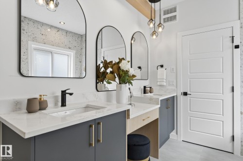 341 Roberts Wynd, Leduc, AB - Indoor Photo Showing Other Room