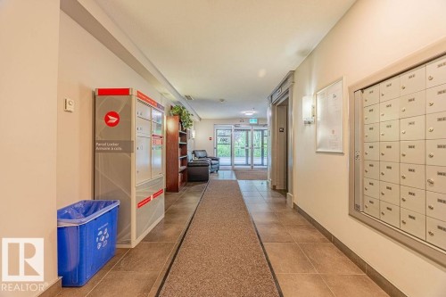 404 501 Palisades Way, Sherwood Park, AB - Indoor Photo Showing Other Room