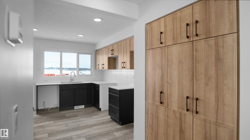 4185 Kinglet Drive, Edmonton, AB - Indoor Photo Showing Kitchen