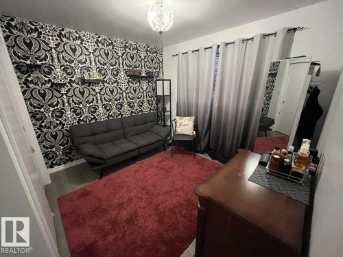 12904 95 Street, Edmonton, AB - Indoor